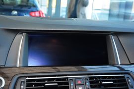 2014款宝马528Li豪华设计套装