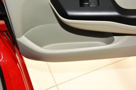 2014款本田思域1.8L自动经典版