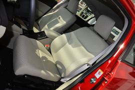 2014款本田思域1.8L自动经典版