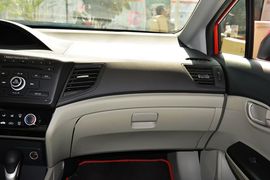 2014款本田思域1.8L自动经典版