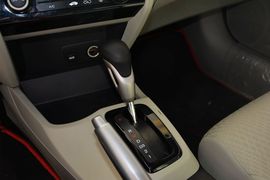 2014款本田思域1.8L自动经典版