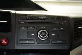 2014款本田思域1.8L自动经典版