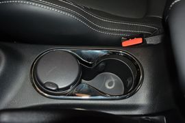 2015款菲亚特菲翔1.4T自动夜型者