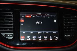 2015款菲亚特菲翔1.4T自动夜型者