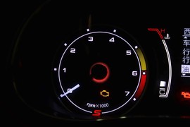 2015款菲亚特菲翔1.4T自动夜型者