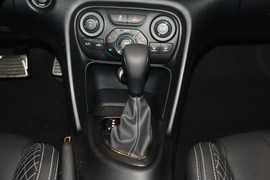 2015款菲亚特菲翔1.4T自动夜型者