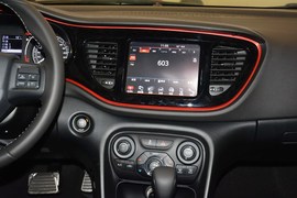 2015款菲亚特菲翔1.4T自动夜型者