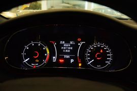 2015款菲亚特菲翔1.4T自动夜型者