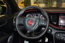 2015款菲亚特菲翔1.4T自动夜型者