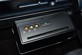 2015款奔驰E400L运动豪华型
