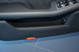 2015款奔驰E400L运动豪华型