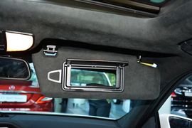 2015款奔驰E400L运动豪华型
