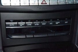 2015款奔驰E400L运动豪华型