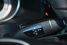 2015款奔驰E400L运动豪华型