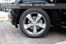 实拍Jeep大切诺基豪华导航版