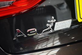 2015款奥迪A3 Limousine 300万纪念舒享版