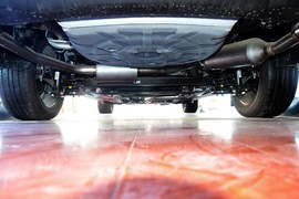 2015款比亚迪速锐1.5L手动豪华型