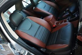 2015款比亚迪速锐1.5L手动豪华型