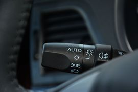 2015款比亚迪速锐1.5L手动豪华型