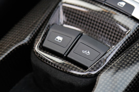 头顶光环的新成员