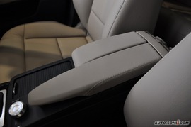 2010款奔驰E260时尚型