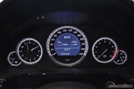 2010款奔驰E260时尚型