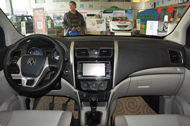 2016款东风风行S500