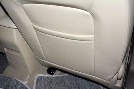 2015款奇瑞艾瑞泽7