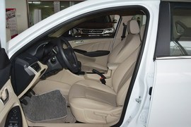 2015款奇瑞艾瑞泽7