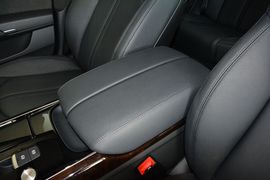 2014款奥迪A8L