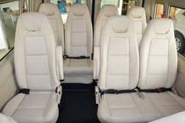 2015款福特新世代全顺2.2T柴油长轴豪华型