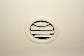 2015款福特新世代全顺2.2T柴油长轴豪华型