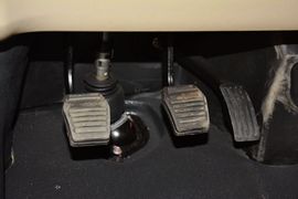 2015款福特新世代全顺2.2T柴油长轴豪华型