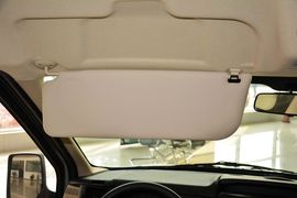 2015款福特新世代全顺2.2T柴油长轴豪华型