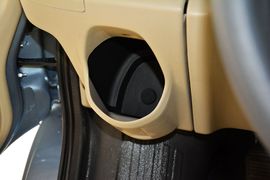 2015款福特新世代全顺2.2T柴油长轴豪华型