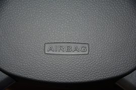 2015款福特新世代全顺2.2T柴油长轴豪华型