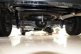 2015款福特经典全顺柴油长轴物流型中顶10座国4