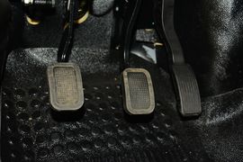 2015款福特经典全顺柴油长轴物流型中顶10座国4