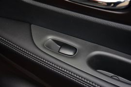 2014款日产奇骏2.0L