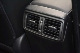 2014款日产奇骏2.0L