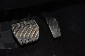 2014款日产奇骏2.0L
