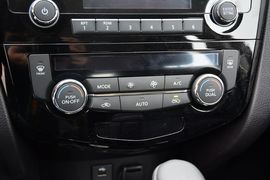2014款日产奇骏2.0L