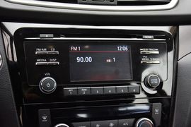 2014款日产奇骏2.0L