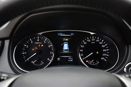 2014款日产奇骏2.0L