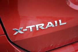 2014款日产奇骏2.0L