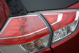 2014款日产奇骏2.0L