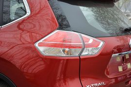 2014款日产奇骏2.0L