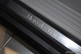 2008款奔驰R300L商务型