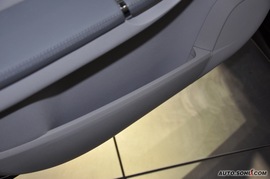 2008款奔驰R300L商务型