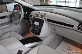 2008款奔驰R300L商务型